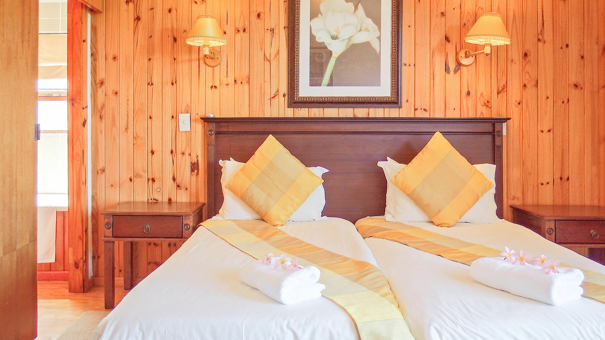 Aston Woods Bed And Breakfast Jeffreys Bay Exterior photo