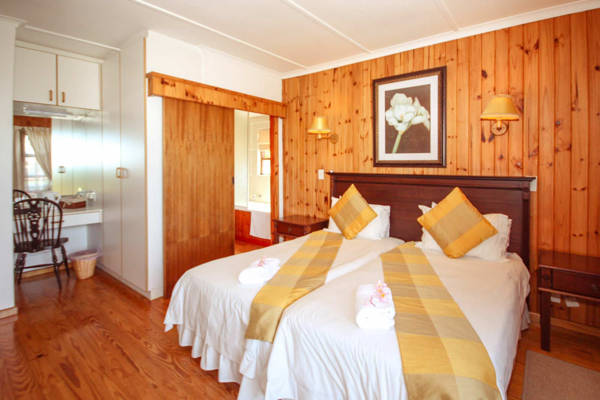Aston Woods Bed And Breakfast Jeffreys Bay Exterior photo